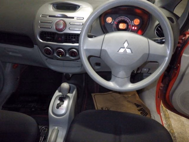 MITSUBISHI I