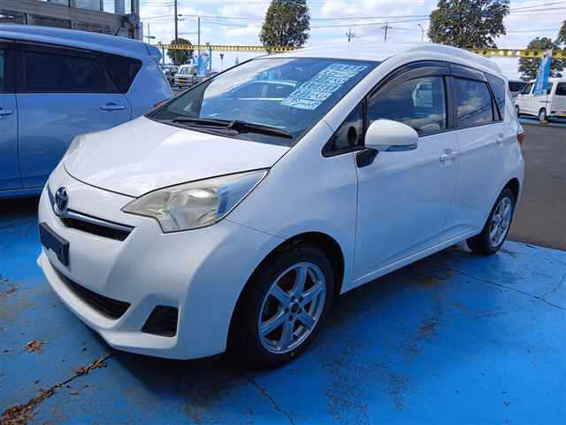 Toyota Ractis