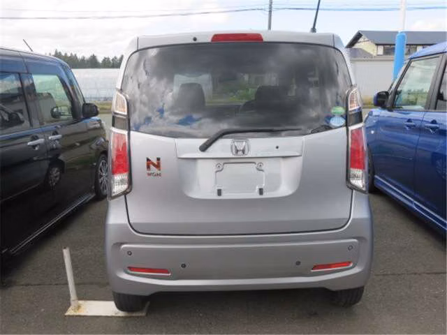 HONDA N-WGN