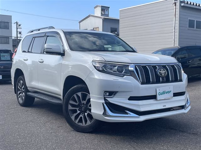 TOYOTA LAND CRUISER PRADO