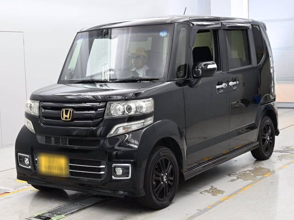 HONDA N-BOX