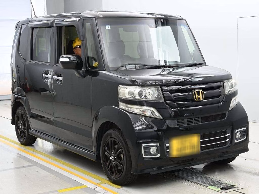 HONDA N-BOX