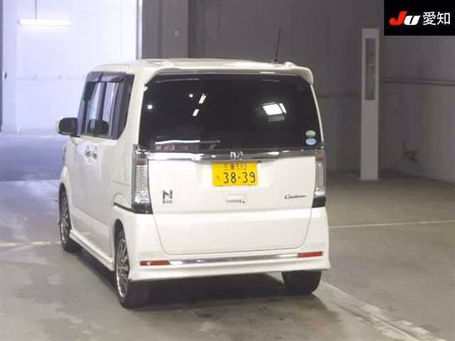 HONDA N-BOX