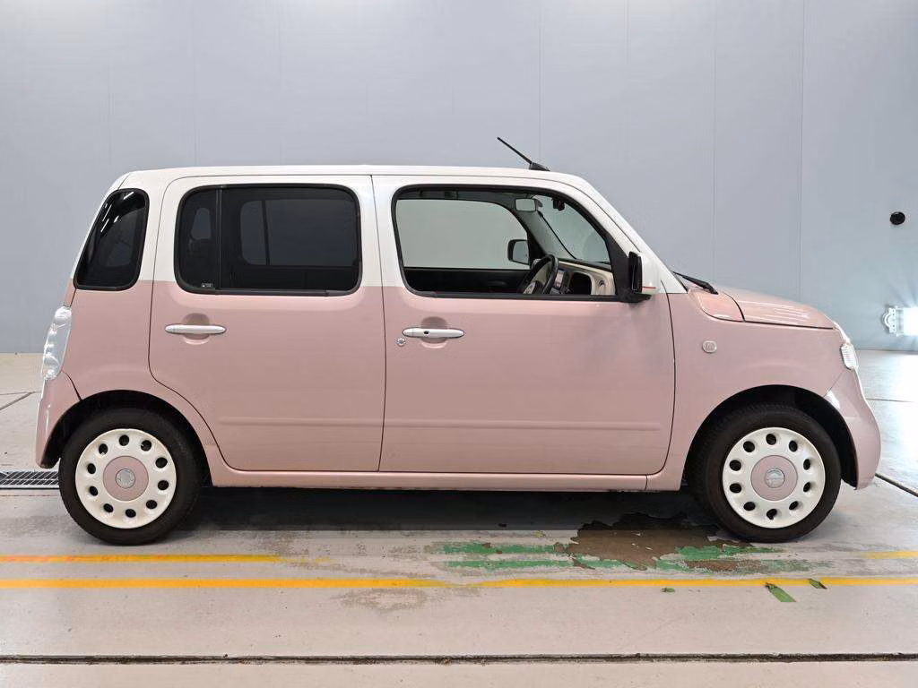DAIHATSU MIRA COCOA