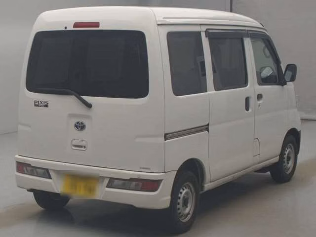 TOYOTA PIXIS VAN