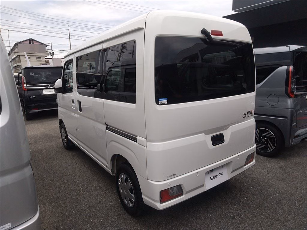 DAIHATSU ATRAI