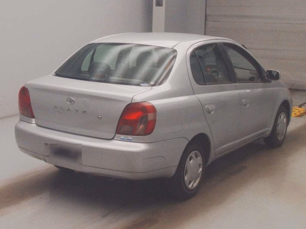 TOYOTA PLATZ