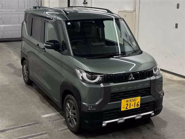 MITSUBISHI DELICA MINI