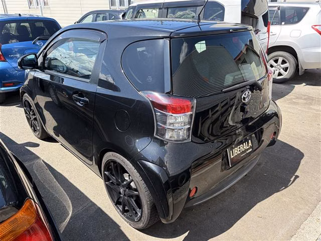 TOYOTA IQ