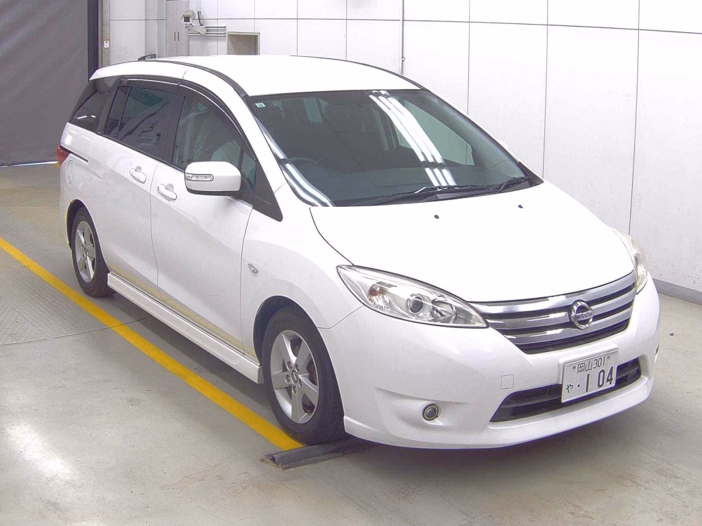 NISSAN LAFESTA