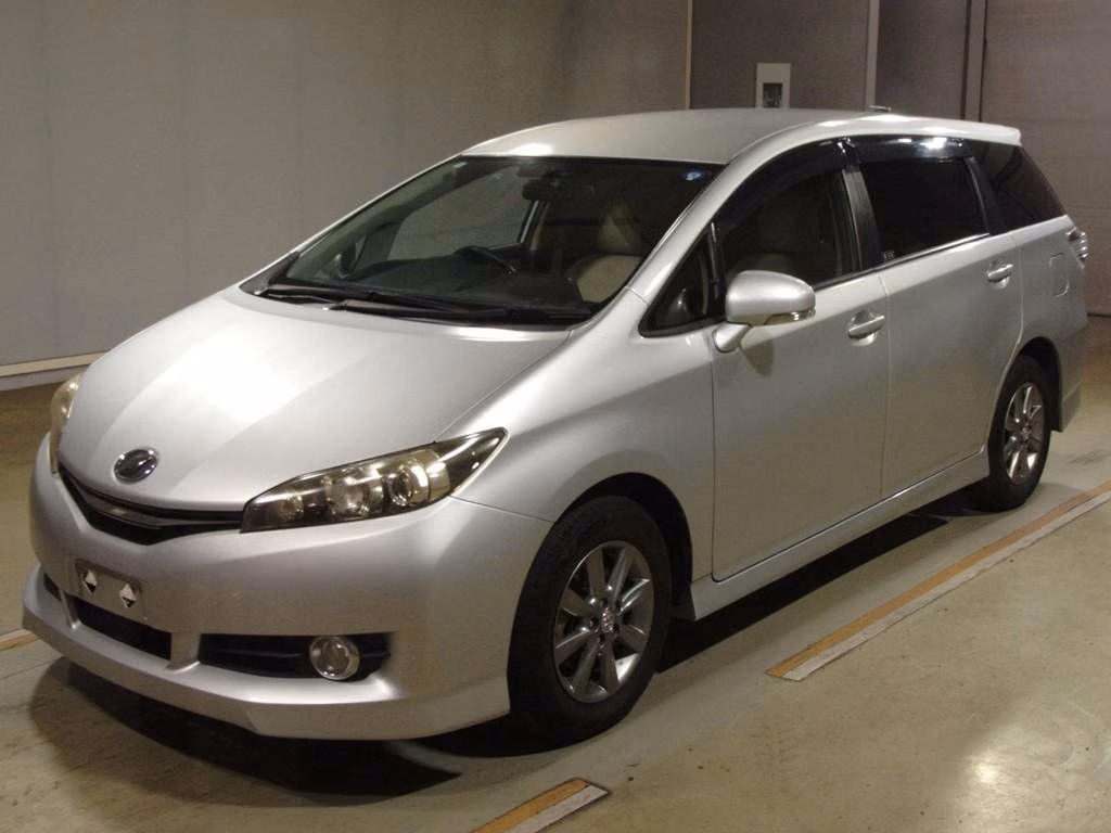 TOYOTA WISH