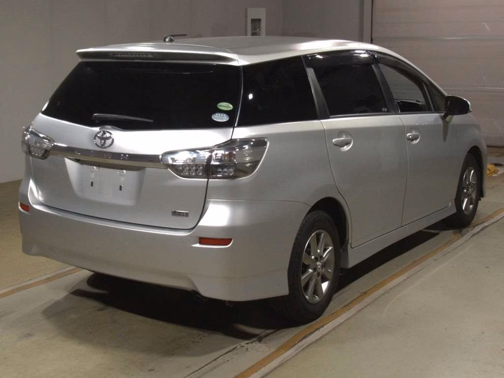 TOYOTA WISH
