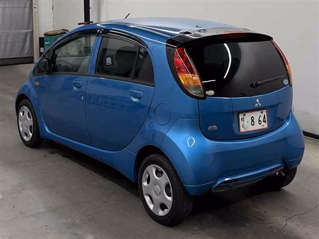MITSUBISHI I