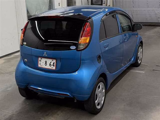 MITSUBISHI I