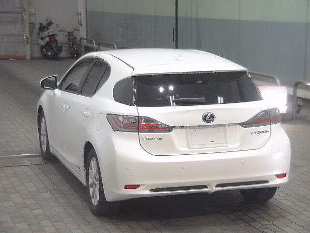 LEXUS CT200H