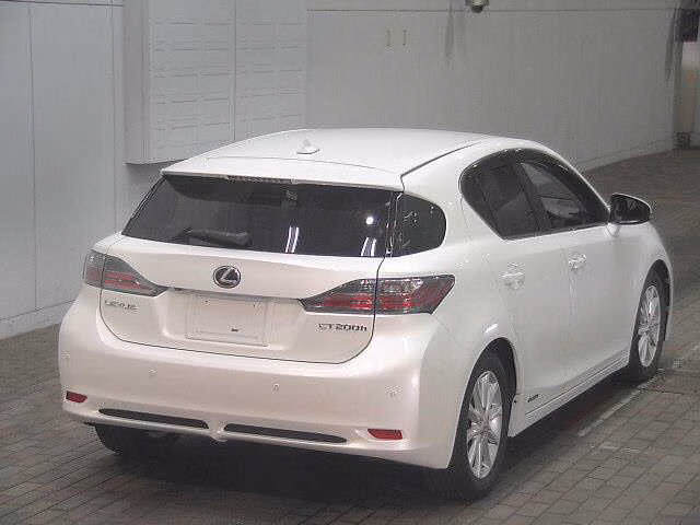 LEXUS CT200H