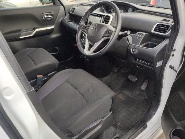 MITSUBISHI DELICA D:2
