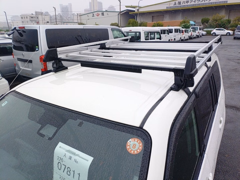 MAZDA FAMILIA