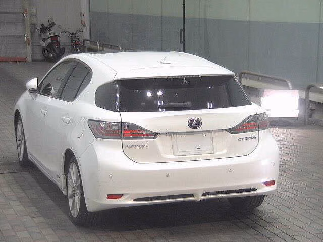 LEXUS CT200H