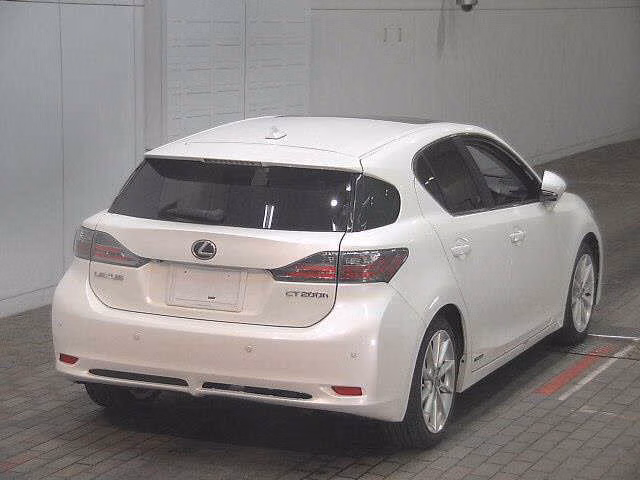 LEXUS CT200H