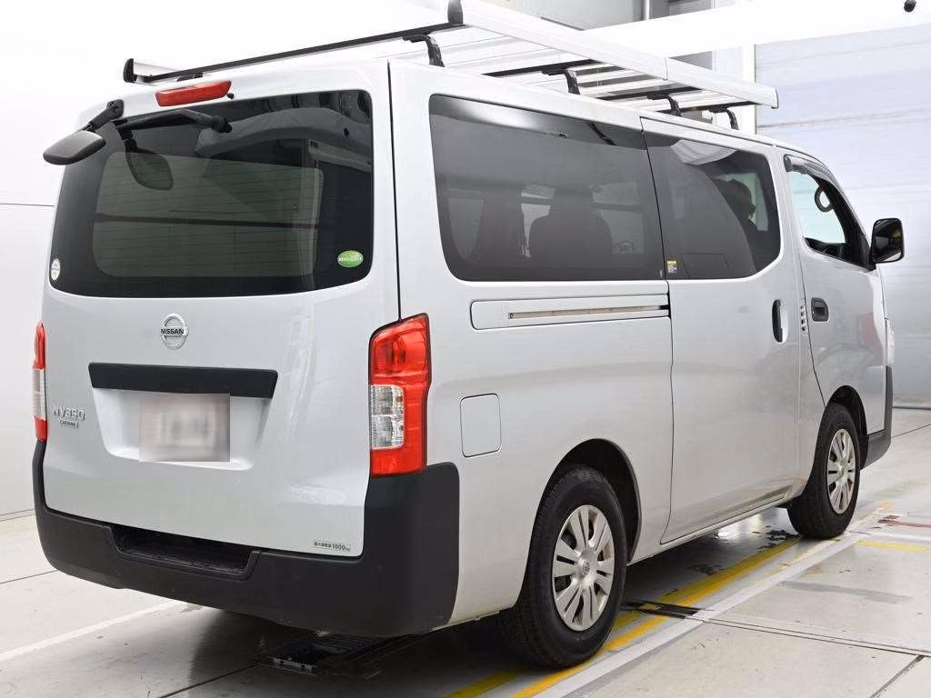 NISSAN NV350 CARAVAN