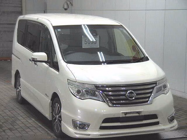 NISSAN SERENA