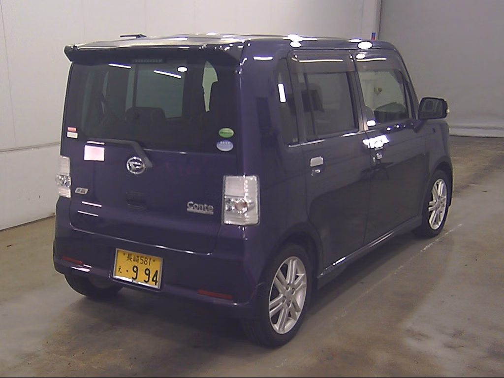 DAIHATSU MOVE CONTE