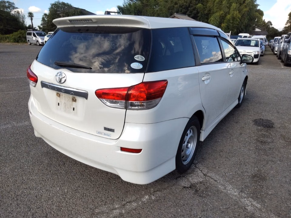 TOYOTA WISH