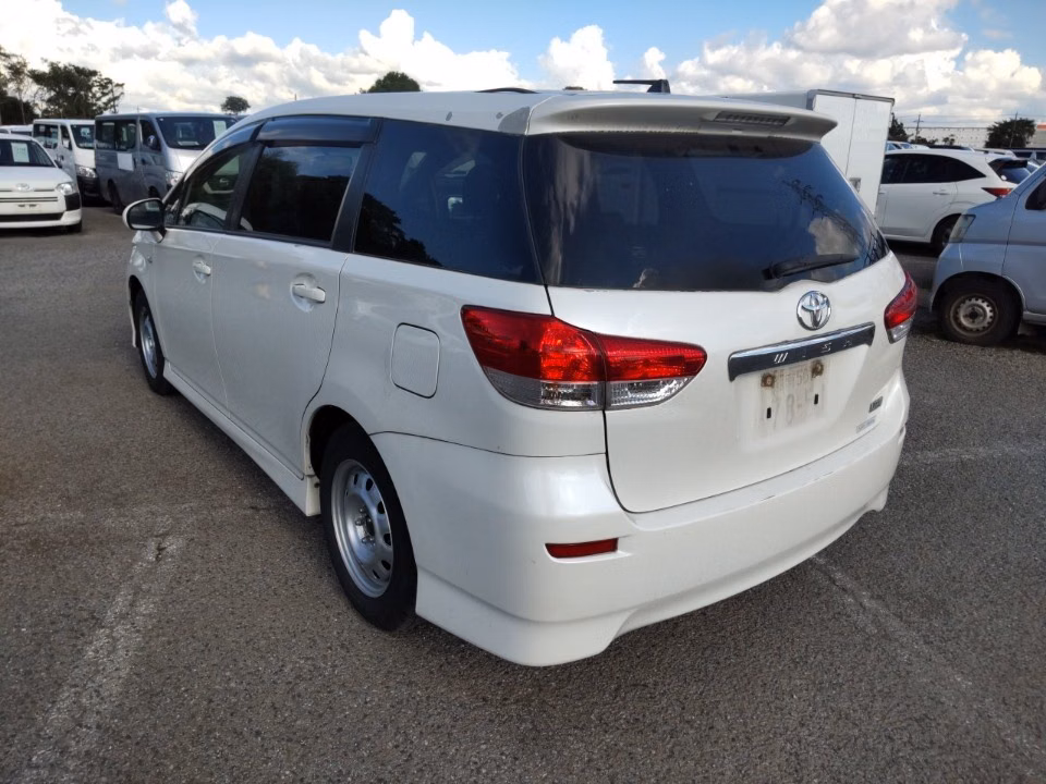 TOYOTA WISH