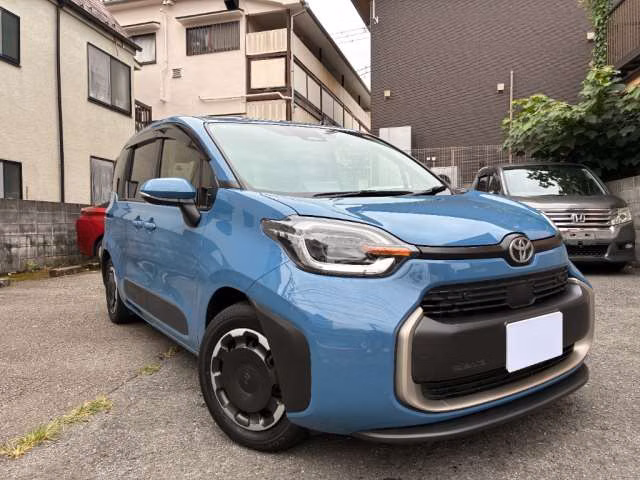 TOYOTA SIENTA