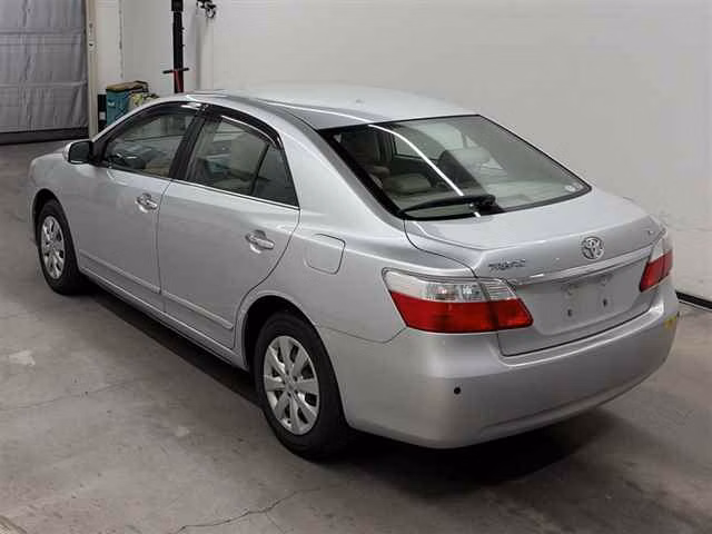 TOYOTA PREMIO