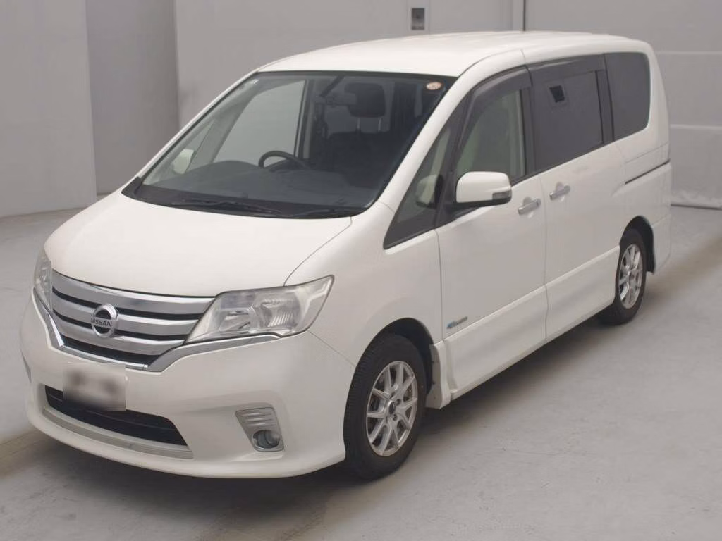 NISSAN SERENA