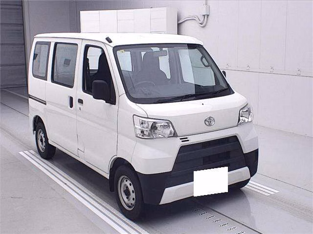 TOYOTA PIXIS VAN