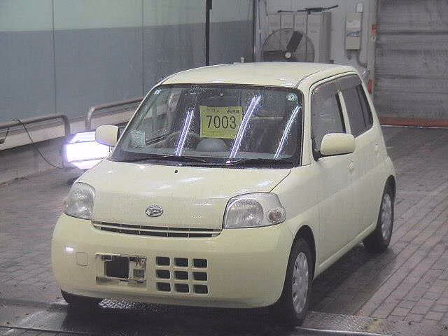 DAIHATSU ESSE