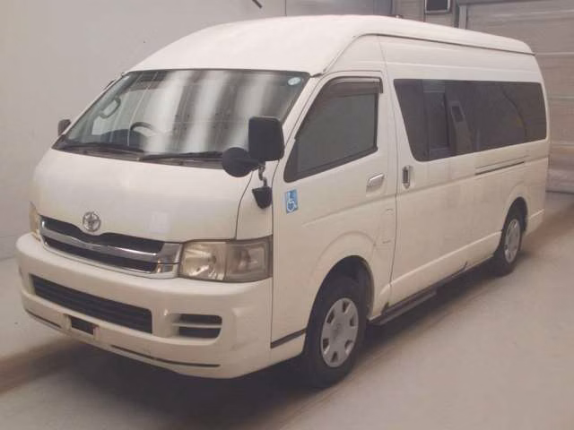 TOYOTA REGIUS ACE