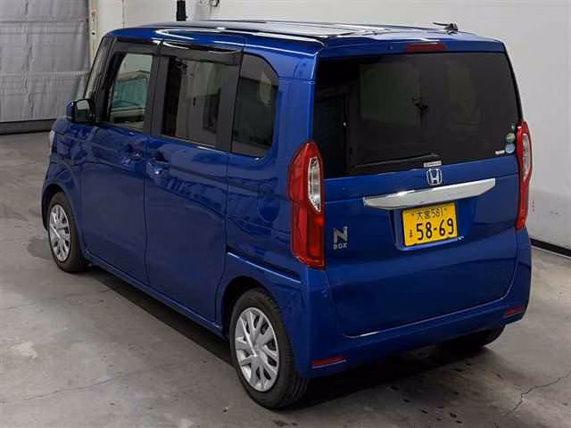 HONDA N-BOX