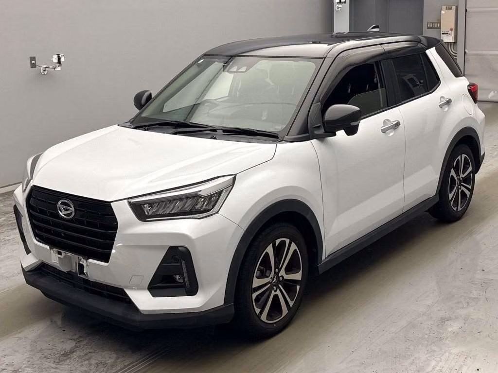 DAIHATSU ROCKY