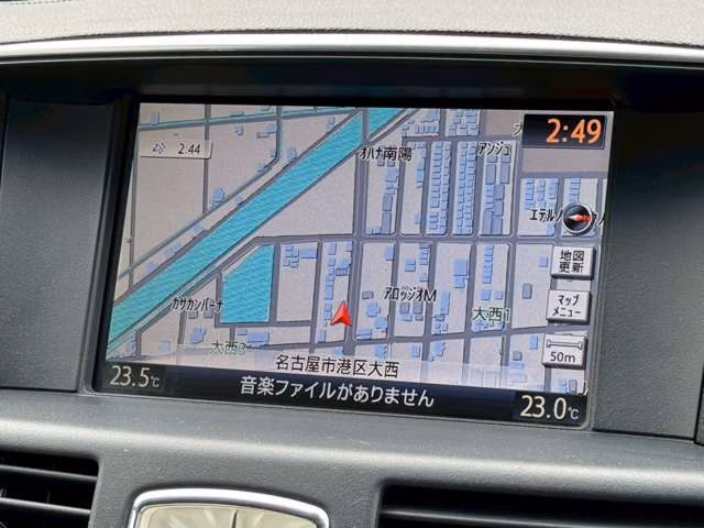 NISSAN FUGA