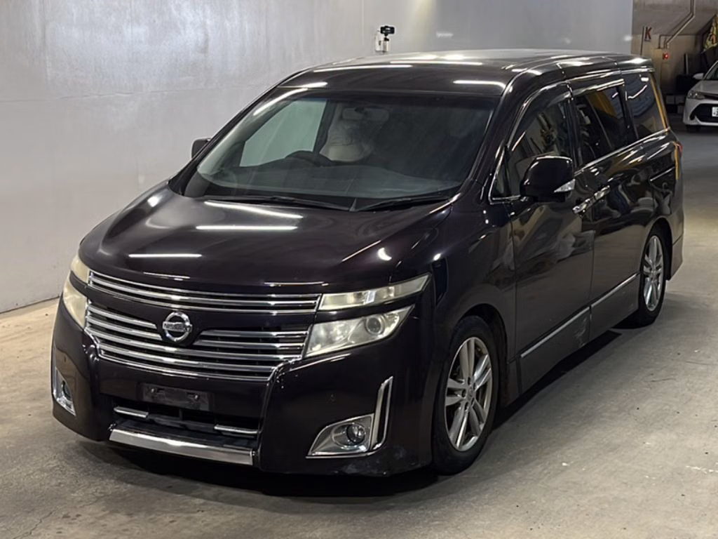 NISSAN ELGRAND