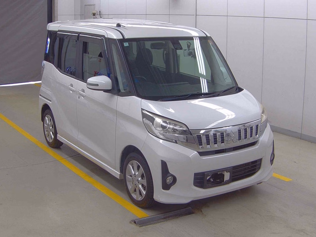 MITSUBISHI EK SPACE