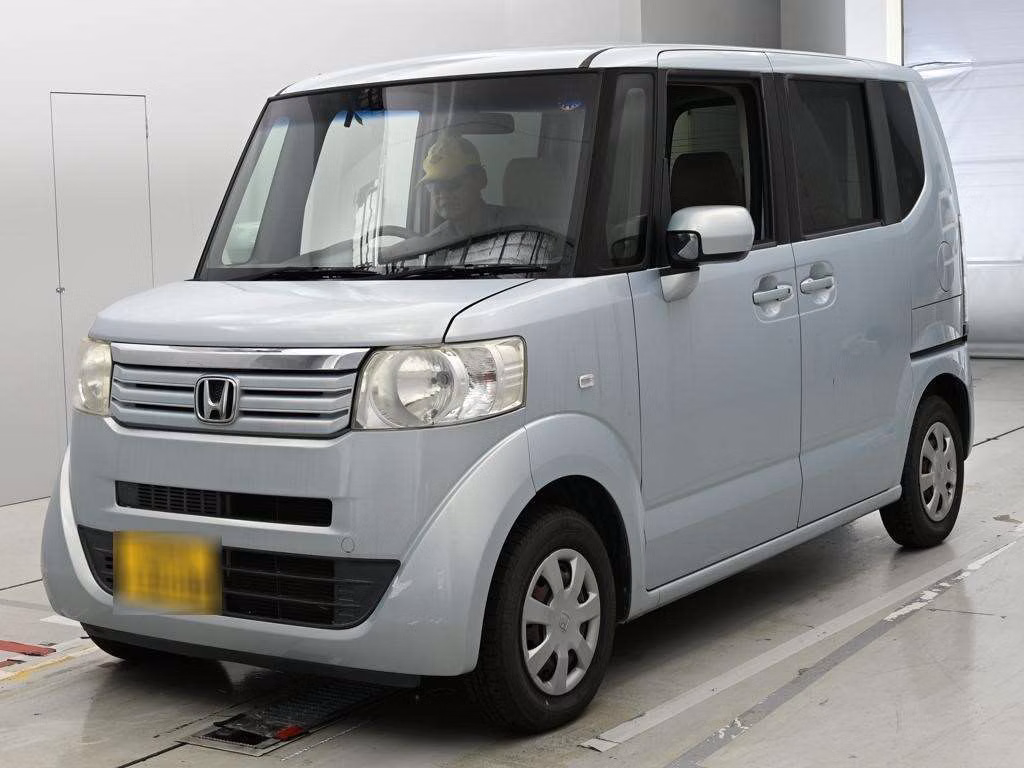 HONDA N-BOX