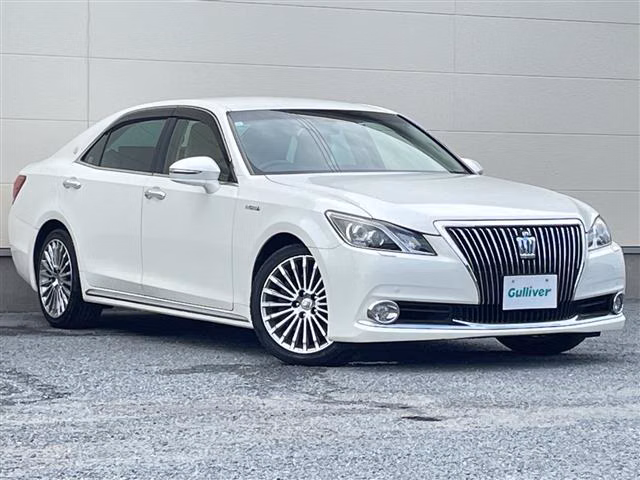 TOYOTA CROWN MAJESTA