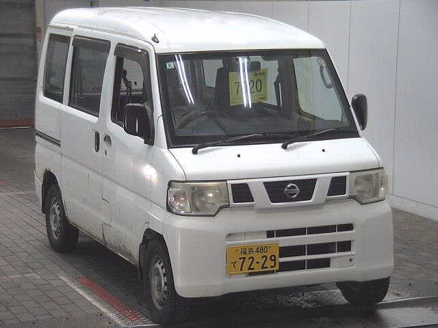 NISSAN NV100 CLIPPER