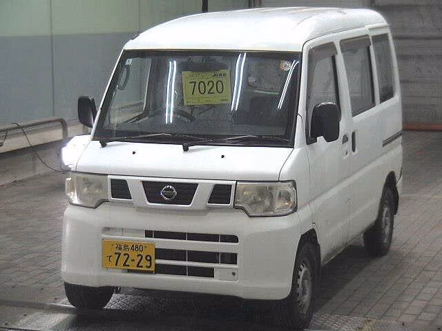 NISSAN NV100 CLIPPER