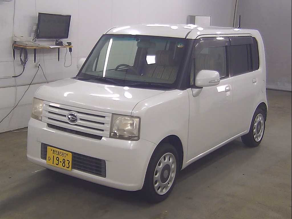 DAIHATSU MOVE CONTE