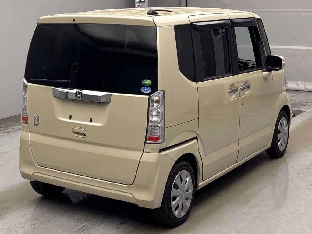 HONDA N-BOX