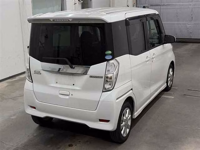 MITSUBISHI EK SPACE