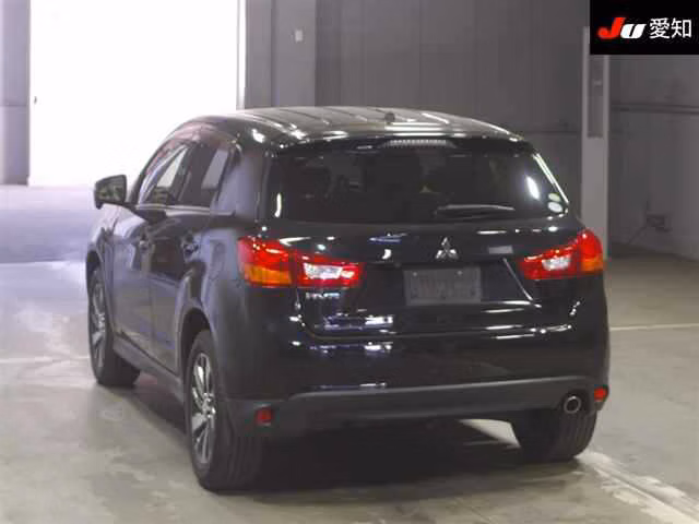 MITSUBISHI RVR