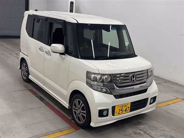 HONDA N-BOX