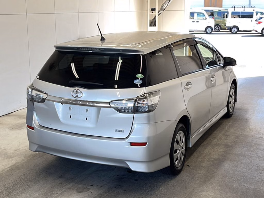 TOYOTA WISH